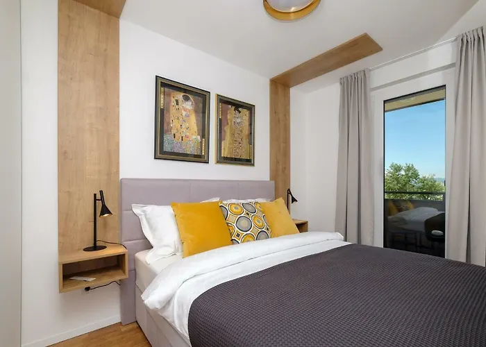 Studio Apartman Krila Wings- Parking In Garage